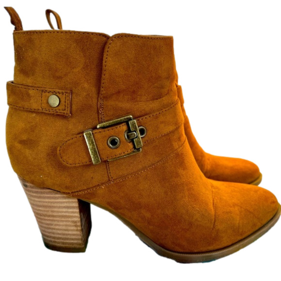 COPY - FRANCO SARTO suede booties, size 7.5 - Picture 1 of 8